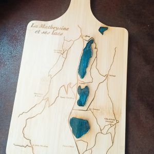 Planche à découper décorative "Lacs de La Matheysine"